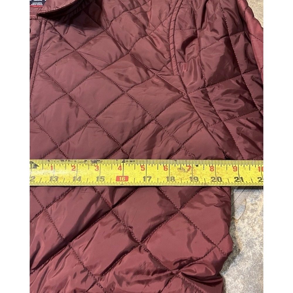 UNTUCKit Quilted Barn Jacket Mens Medium Burgundy Diamond Field Coat - Picture 9 of 10